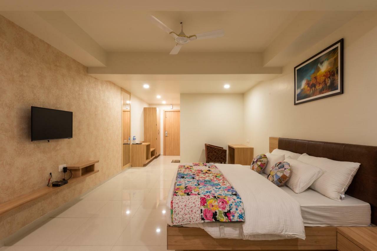 Hotel Drishti,Bhopál Kültér fotó